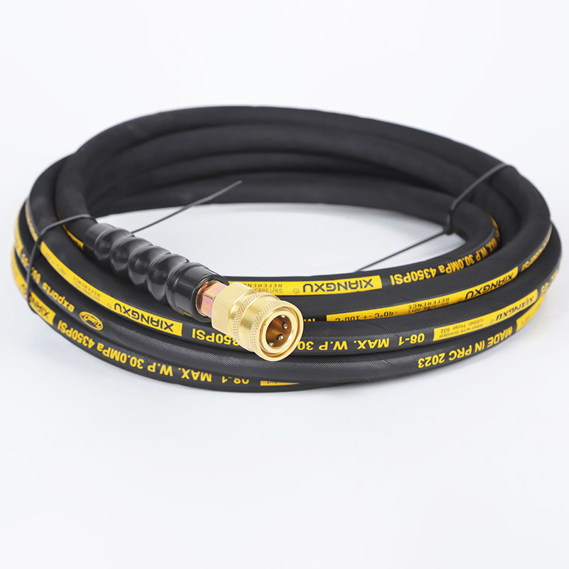 Korkeapaineinen autopesukoneen veden poistokumuletku