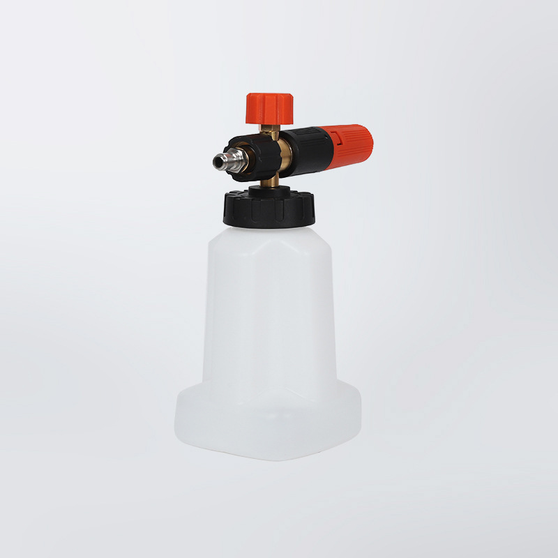 Suuri suupainepesukoneen vaahtogeneraattori