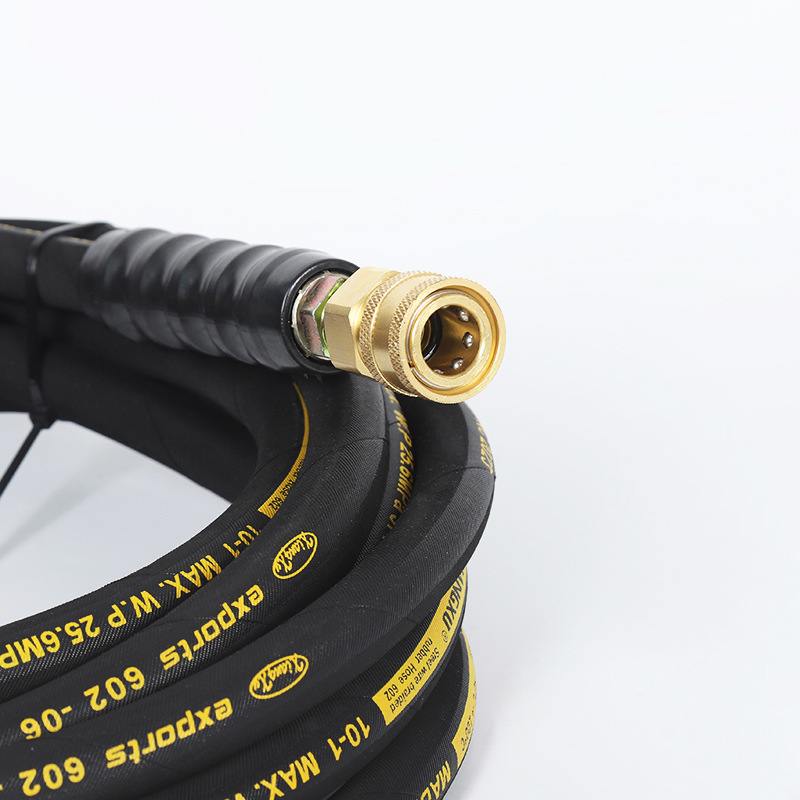 Puutarhan kastelu korkeapaine letku