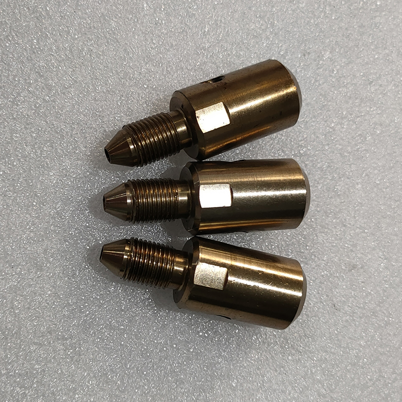 Korkeapaineinen autopesukoneen puhdistus kiertoliitoksella